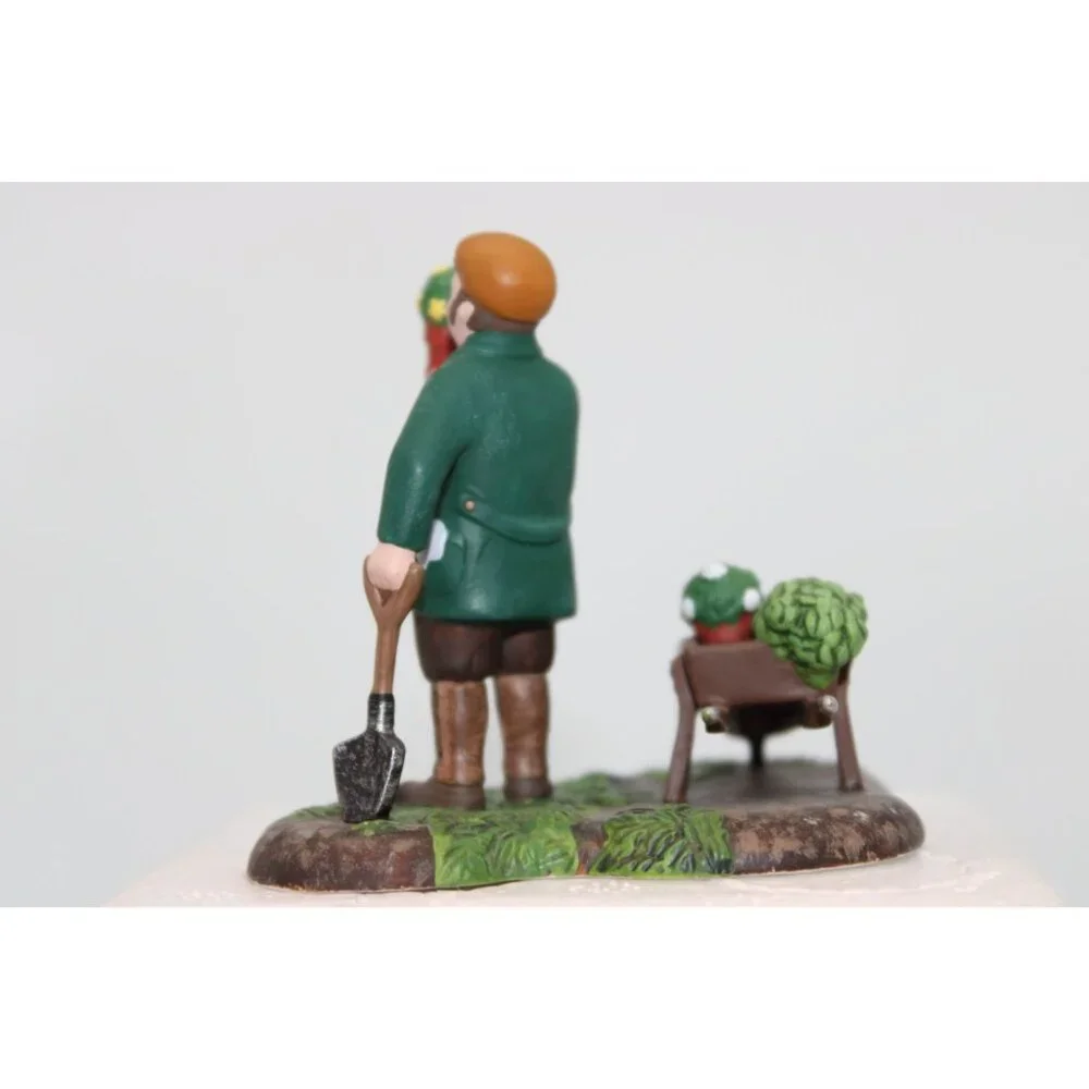 Dept 56 New England Village - Admiring Nature's Beauty